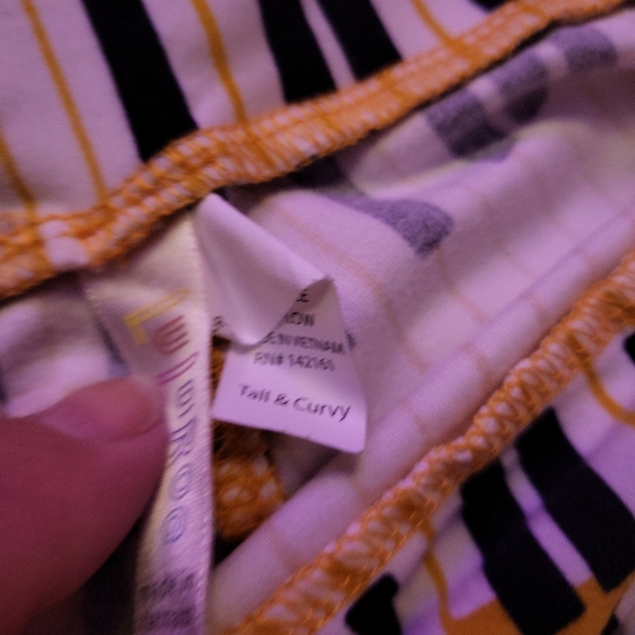 Lularoe Tall & Curvy MUSTARD PIANO KEYS Leggings 🦄 Multicolor Pattern TC - Picture 8 of 11